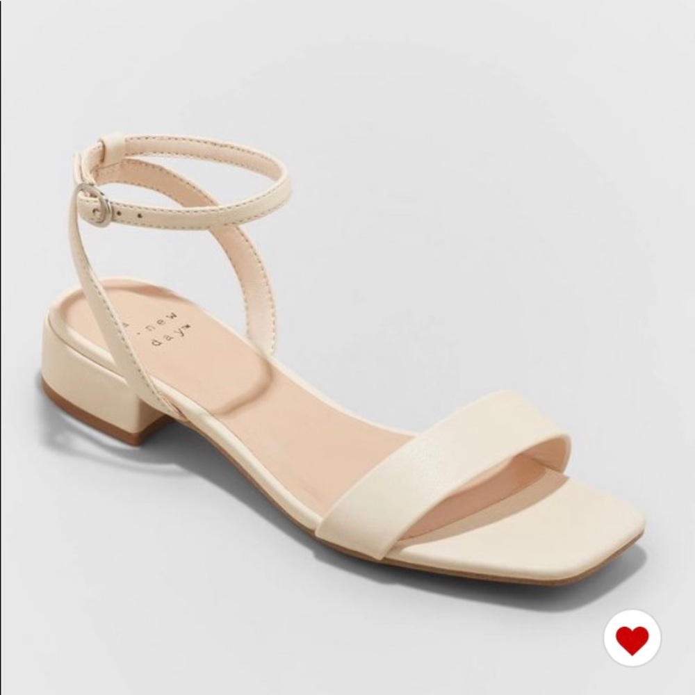 BRAND NEW Woman’s Ankle Strap Sandal